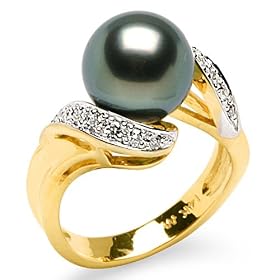 Tahitian Black Pearl Ring with Diamonds in 14K Yellow Gold by