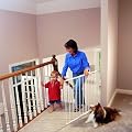 KidCo Safeway Gate - White