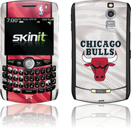 Skinit Protective Skin for Curve 8330 - NBA Chicago Bulls