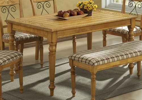 Rectangular Dining Table in Distressed Cottage Pine