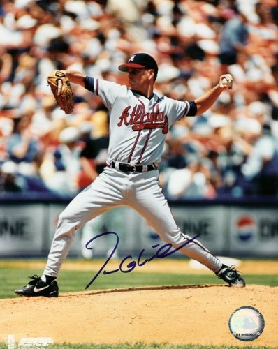 Tom Glavine Autographed Atlanta Braves 8x10 Photo