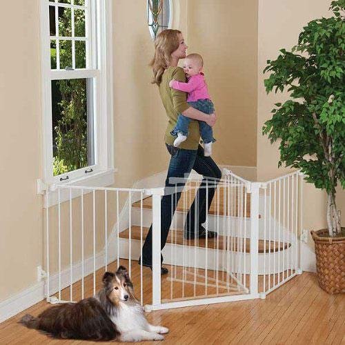 Kidco Auto Close Configure Gate In White