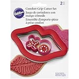Wilton 2 Piece Cushioned Grip Lips with "XO" Cookie Cutter Set, Multicolor
