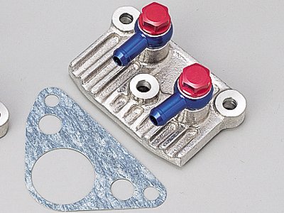 デイトナ:DAYTONA オイルクーラー取出口セット モンキー用オイルクーラーキット（61840）装着時に必要なシリンダーヘッド側の取出口。バンジョータイプのためホース取出方向は自由に設定可能。 HONDA MONKEY [モンキー] 78-91 : GORILLA [ゴリラ] 78-88