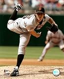 Tim Lincecum Giants Pitching 8x10 Photo