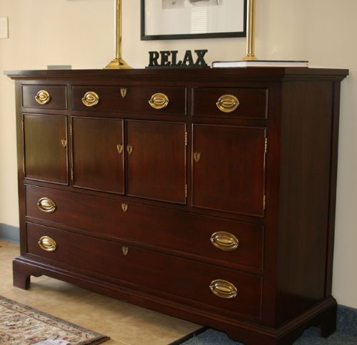 Greenville Hunt Chest