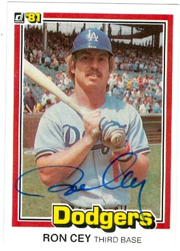 Ron Cey Autographed/Hand Signed MLB Baseball card (Los Angeles Dodgers) 1981 Donruss #296 (67)