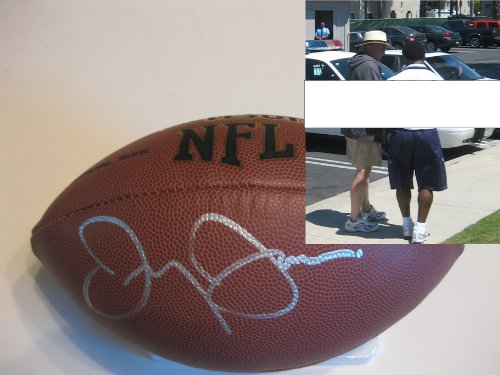 JERRY JONES DALLAS COWBOYS SIGNED NFL FOOTBALL WITH PROOF + COA