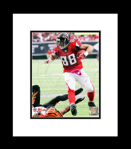Atlanta Falcons Tony Gonzalez Framed 8x10 Picture