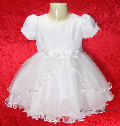 Childrens Toyshop  Toys : A017 baby girls christening dress in white with bonnet - size 6 month