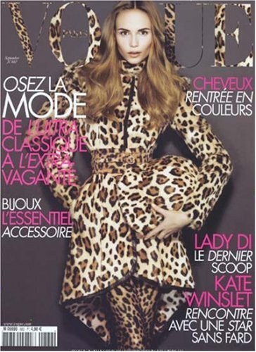 VOGUE / F