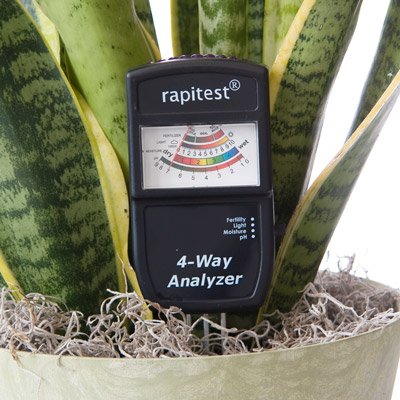 Childrens Toyshop  Tools & Hardware : Luster Leaf Rapitest Electronic 4 Way Analyzer #1880