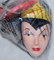 Happy Meal 2001 Snow White & Seven Dwarfs The Queen #3