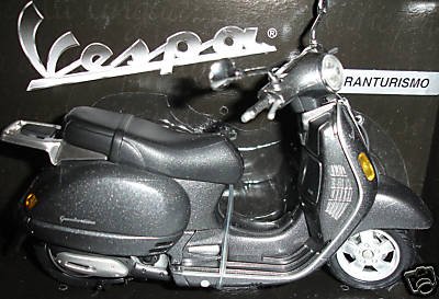 2004 Vespa Granturismo diecast scooter 1:12 scale die cast by NewRay - Metallic Grey