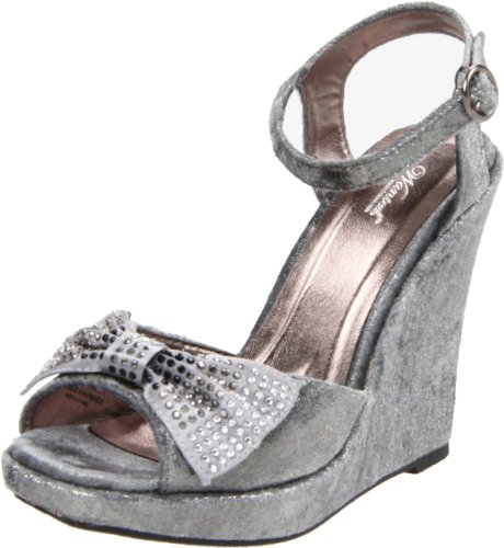 Wanted Shoes Women's Glenda Wedge Sandal