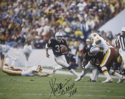 Marcus Allen Autographed Oakland Raiders 16x20 Photo w/