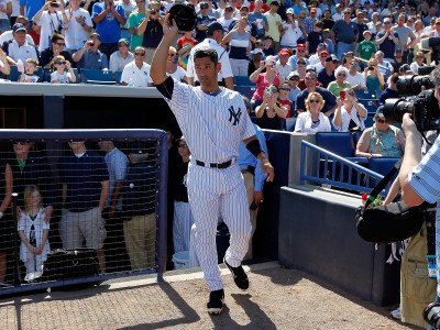 Philadelphia Phillies v New York Yankees, TAMPA, FL - FEBRUARY 26: Jorge Posada Photographic Poster Print by J. Meric, 18x24