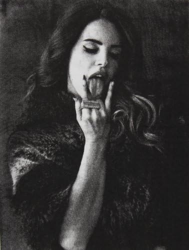 GlobalWish Lana Del Rey T-Shirt Pretty Model New White Tee (S)