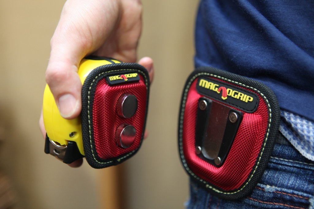 MagnoGrip 002290 Quick Snap Tape Measure Holder , New, Free