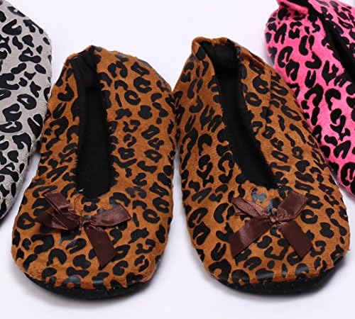 Snuggs Cheetah Print Womens Slip Resistant Slipper Socks - Brown