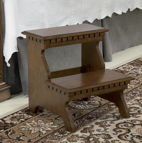 Step Stool with Traditional Style Design in Warm Cherry Finish