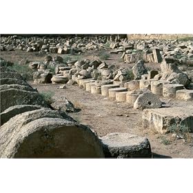photographie Ruins of Hatra. Known as the first Arab city and ruled by Semite (or Arab dynasties)...