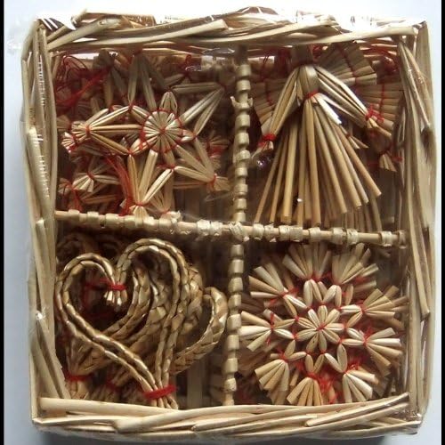 Christmas Straw Ornaments - Set of 24 pieces &amp; Wicker Basket