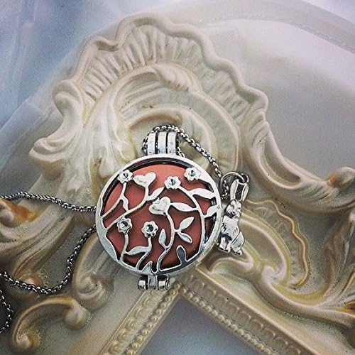 Aromatherapy Essential Oil Diffuser Pendants - Heart Flower Essential Oil Diffuser Necklace - with Rabbit Charm - Diffuser Jewelry - Aromatherapy Jewelry