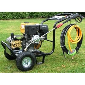Kiam KM2800P Diesel Pressure Washer