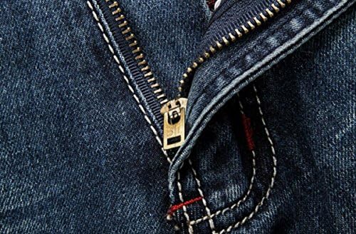 TongFei Men's Destroyed Hole Straight Robin Loose Frayed Denim True Harem Jeans 32