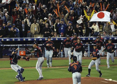 '09 WORLD BASEBALL CLASSIC TM 日本代表 V2への軌跡 [期間限定生産] [DVD]