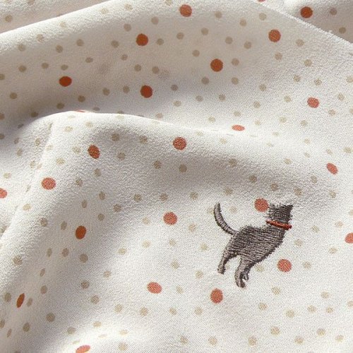 正絹帯揚げ ネコ刺繍と杏玉（アイボリー）