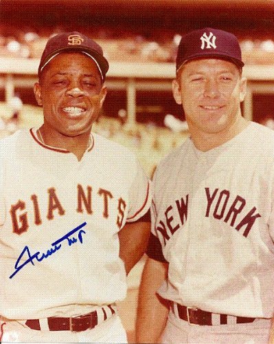 Willie Mays Autographed/Hand Signed San Francisco Giants 8x10 Photo