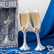 Interlocking hearts design toasting flutes, 1 piece