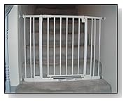 North States Supergate Easy Close Metal Gate