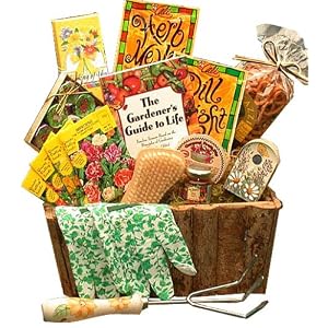 Gardeners Delights Gourmet Food Gift Basket - A Great Gift For Mom!