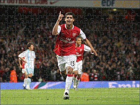 Jigsaw of Denilson celebrates scoring Arsenals 2nd goal from Arsenal FC