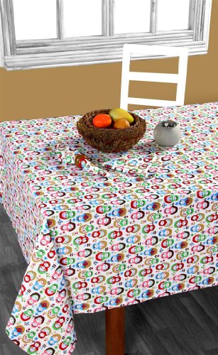 Homescapes Nappe à Motif à poupée rousse / matriochkas, 137 x 228 cm. Pur coton ULTRA DOUX. Lavable à la maison. Couleur: blanc, vert, bleu, rouge