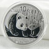 2011 SILVER PANDA 1 OZ COIN UNCIRCULATED in CAPSULE
