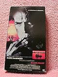 White Hunter Black Heart [VHS]