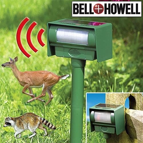 Bell &amp; Howell Outdoor Yard Solar Pest Repellant