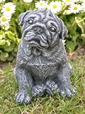 Eigenschaften Tiefes Kunsthandwerk GbR  / Steinfigur Tierfigur Mops Hund schiefergrau