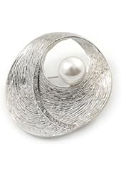 Crystal, Textured 'Shell' with Pearl Brooch In Silver Tone Metal - 45mm L