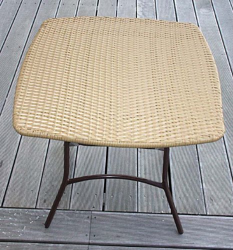 Einzelstück || Rattan-Tisch, beige, für innen und außen, D: 80cm