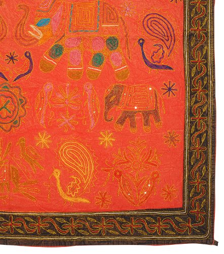 Imagen 2 de Bordado Tradicional Tapiz Tradicional Zari Work-Wall Hanging-Table tiro en tela de algodón Tamaño 36 x 36 pulgadas