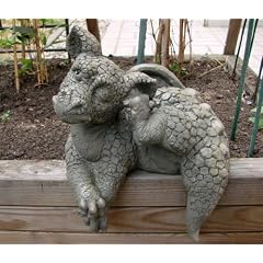 Gartendrache kratzt sich Kantenhocker Drache Figur