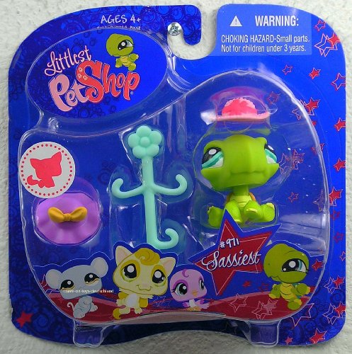 Littlest Pet Shop Assortment 'A' Series 3 Collectible Figure Turtle with Hats