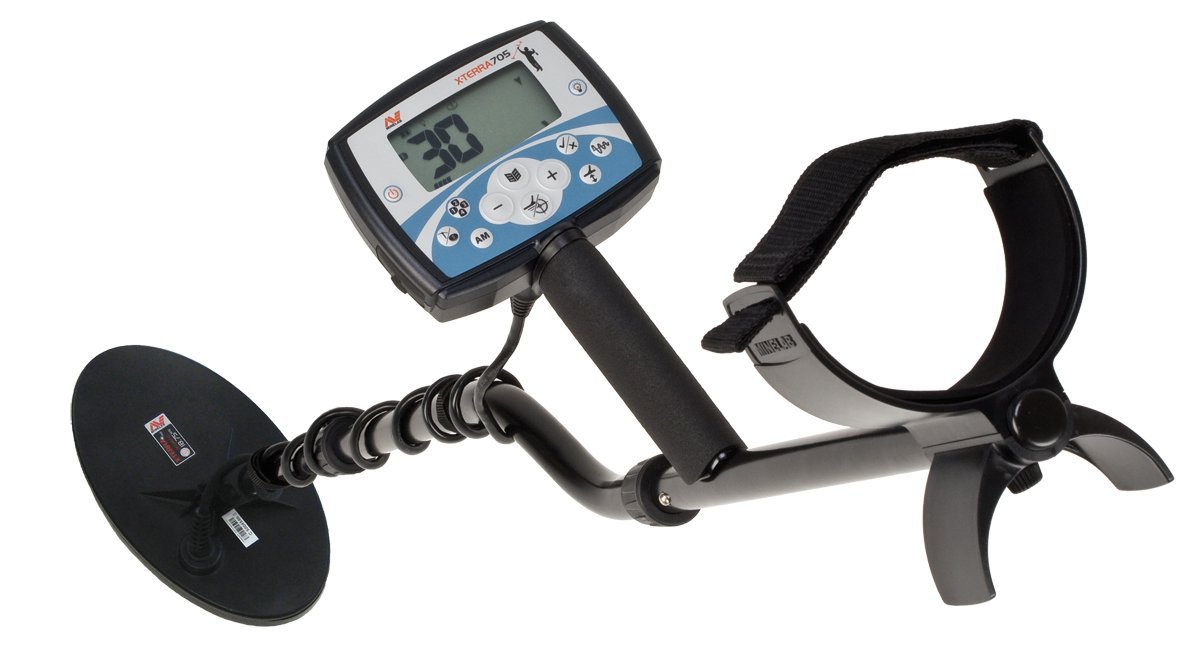 Amazon.com : Minelab X-Terra 705 Gold Pack Metal Detector ...