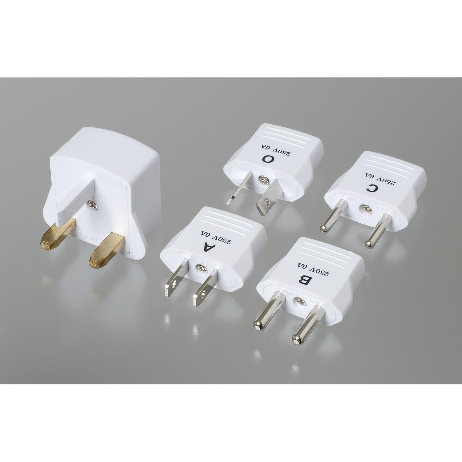 海外の電源電圧（ボルト）、電源プラグ形状（コンセント、アダプタ、コネクタ）