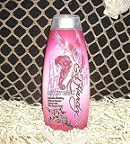 2012 Ed Hardy Show Girl Silicone Bronzers with Silk Extract Beads Tanning Lotion 10 oz.
